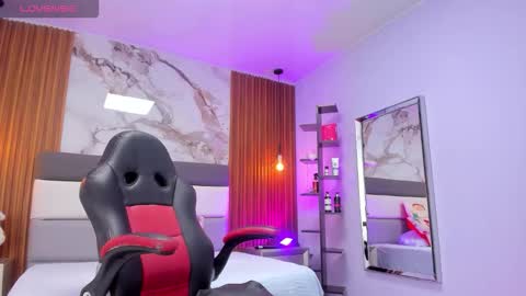 Snapshot of rosie_moss chatting on November 2025 07:24:02 PM ROSSI online show from November 2025 07:24:02 PM