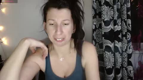 RosieHayes online show from December 2025 08:47:02 PM