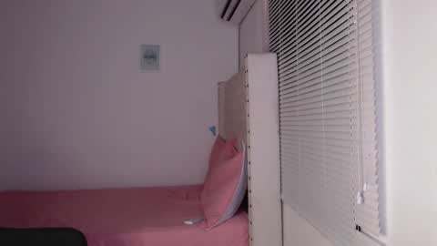 rosiehw online show from January 2026 10:14:02 PM