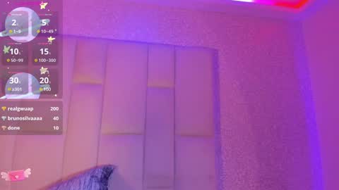 Snapshot of rosselfinoll chatting on January 2025 03:39:02 PM Rossel online show from January 2025 03:39:02 PM