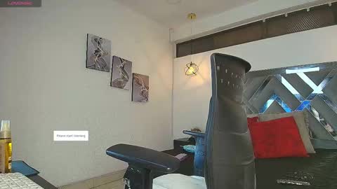 Ross online show from November 2025 04:01:02 AM