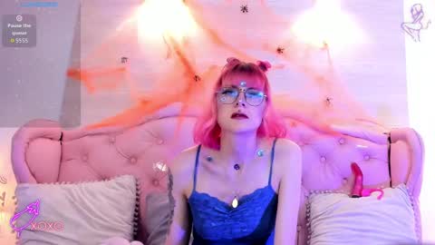 rossiie_hunt_ online show from October 2025 05:00:01 PM