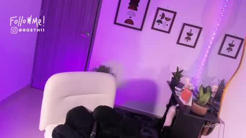 Snapshot of rossth11 chatting on March 2025 10:48:02 PM Im Ross online show from March 2025 10:48:02 PM