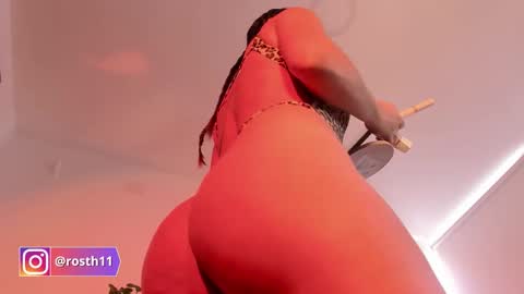 Snapshot of rossth11 chatting on October 2025 07:08:01 PM Im Ross online show from October 2025 07:08:01 PM