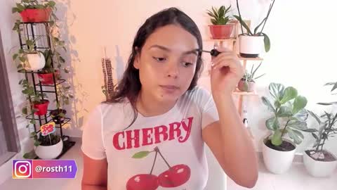 Snapshot of rossth11 chatting on November 2025 08:42:01 PM Im Ross online show from November 2025 08:42:01 PM