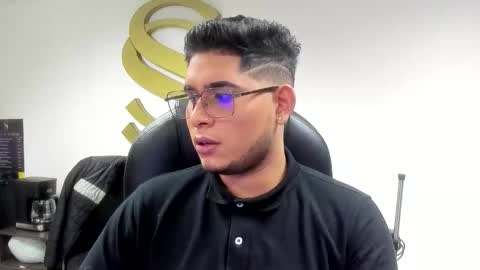 roswall25 online show from January 2026 04:11:01 PM