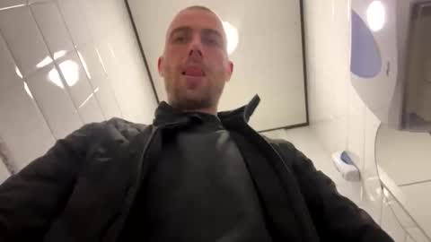 rotteei1 online show from October 2025 08:48:02 AM