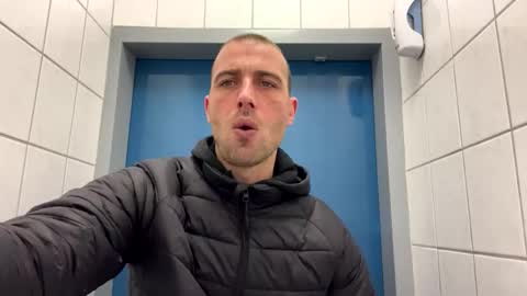 rotteei1 online show from November 2025 10:05:01 AM