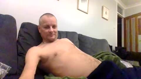 rotunda1874 online show from November 2025 07:57:01 PM