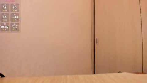 Snapshot of rouse_hallberg_ chatting on November 2025 01:03:02 AM DREAM online show from November 2025 01:03:02 AM