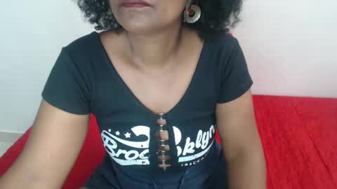 Snapshot of roushlove chatting on December 2024 07:50:02 PM luxa online show from December 2024 07:50:02 PM