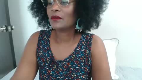 Snapshot of roushlove chatting on February 2025 07:27:02 PM luxa online show from February 2025 07:27:02 PM