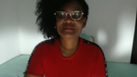 luxa online show from November 2025 12:37:01 PM