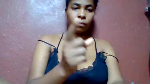 rovaelyah online show from May 2026 04:01:02 PM