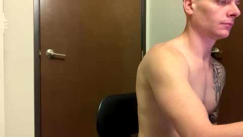 Snapshot of roverone89 chatting on March 2026 01:34:01 AM roverone89 online show from March 2026 01:34:01 AM