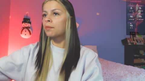 Roxanna online show from December 2024 08:28:02 PM