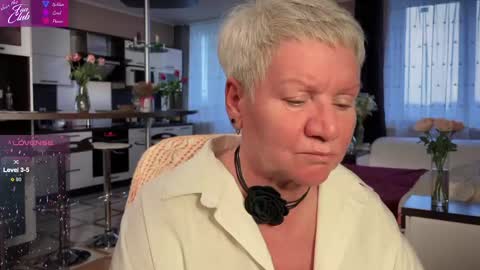 Roxana online show from February 2025 02:43:02 PM