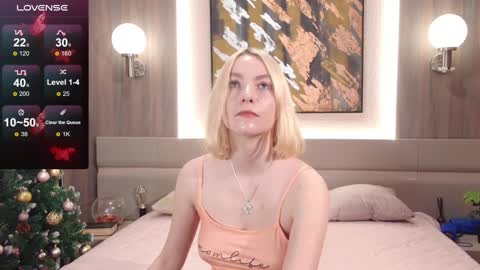 Roxana online show from December 2024 11:28:02 AM