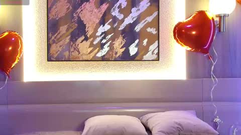 Roxana online show from February 2025 10:59:01 AM