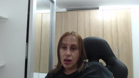 Snapshot of roxanalove7 chatting on January 2025 02:14:01 AM Roxana online show from January 2025 02:14:01 AM