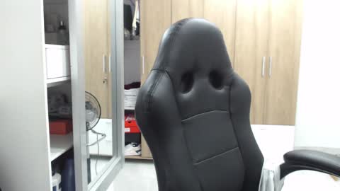 Snapshot of roxanalove7 chatting on January 2025 01:10:01 AM Roxana online show from January 2025 01:10:01 AM