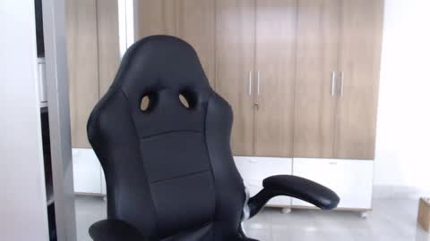 Snapshot of roxanalove7 chatting on February 2025 09:18:01 PM Roxana online show from February 2025 09:18:01 PM