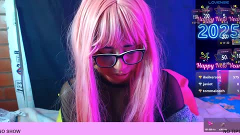 roxxy online show from January 2025 07:55:02 AM