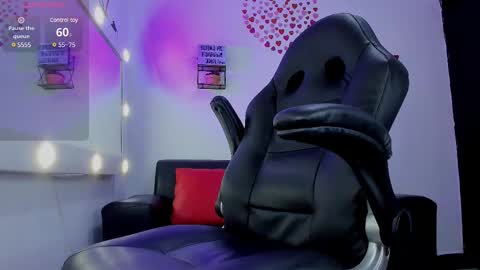 roxanne online show from March 2025 09:26:01 PM