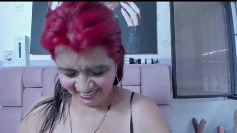 Snapshot of roxettemature chatting on March 2025 11:48:01 AM RoxetteMature online show from March 2025 11:48:01 AM