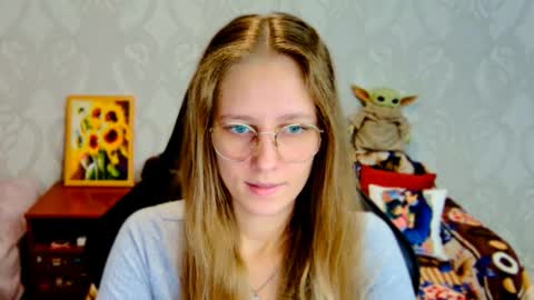 roxie_shy online show from September 2025 07:46:02 AM