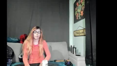 roxihazeleyes online show from October 2025 06:21:01 PM