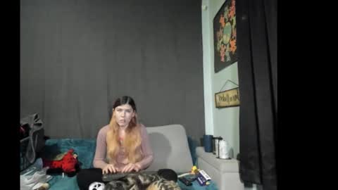 roxihazeleyes online show from December 2025 05:02:02 AM