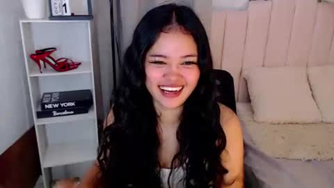 roxxy_blossom online show from October 2025 03:27:02 AM