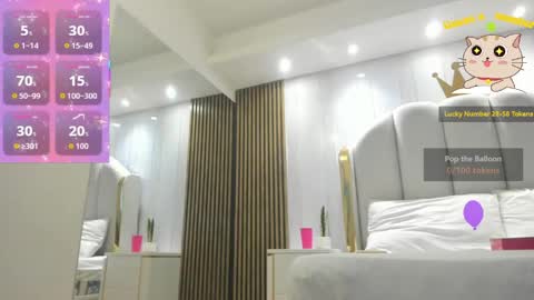 Snapshot of roxy_flame_ chatting on April 2026 11:16:02 AM Roxy online show from April 2026 11:16:02 AM