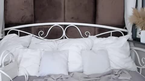 Roxy online show from October 2025 10:27:01 AM