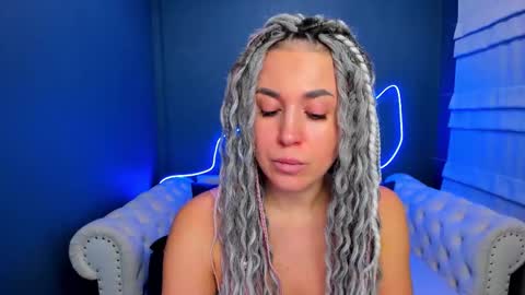 Roxy online show from February 2026 01:22:01 AM