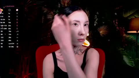 Snapshot of roxy_morrison_x chatting on April 2026 03:43:01 AM roxanne online show from April 2026 03:43:01 AM