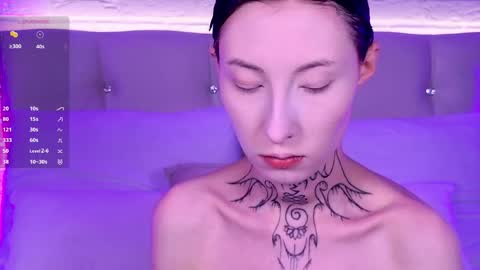 Snapshot of roxy_morrison_x chatting on May 2026 03:35:02 AM roxanne online show from May 2026 03:35:02 AM