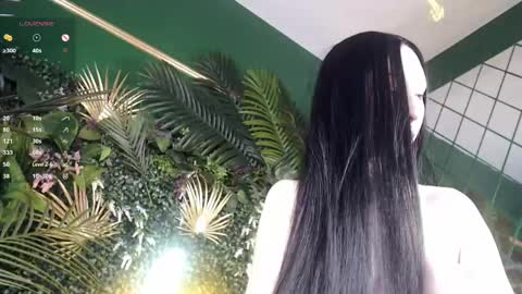 Snapshot of roxy_morrison_x chatting on May 2026 03:47:01 AM roxanne online show from May 2026 03:47:01 AM