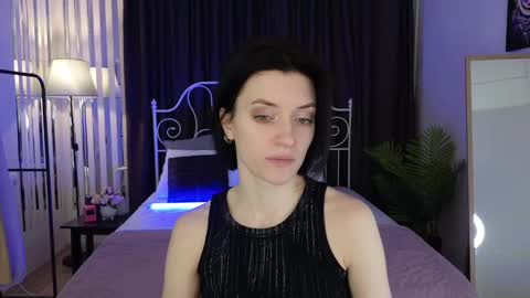 Snapshot of roxy_riot_ chatting on January 2025 01:29:01 AM roxy_riot_ online show from January 2025 01:29:01 AM