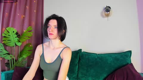 Snapshot of roxy_riot_ chatting on February 2025 01:27:02 AM roxy_riot_ online show from February 2025 01:27:02 AM