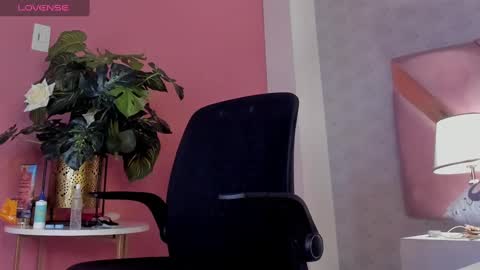 RoxyReignn online show from September 2025 01:49:01 PM
