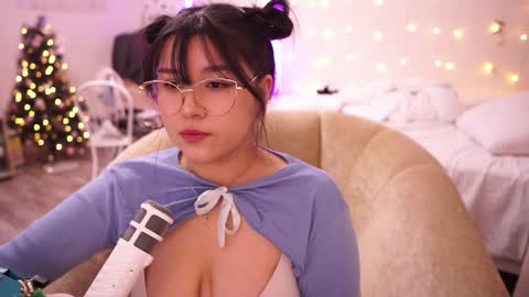 Snapshot of roxysuh chatting on January 2025 10:05:01 AM roxysuh online show from January 2025 10:05:01 AM