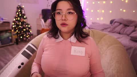Snapshot of roxysuh chatting on January 2025 05:21:01 AM roxysuh online show from January 2025 05:21:01 AM