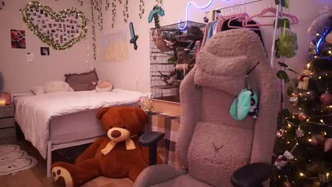 roxysuh online show from January 2026 09:05:02 PM