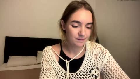 Roxy online show from April 2026 01:48:02 PM