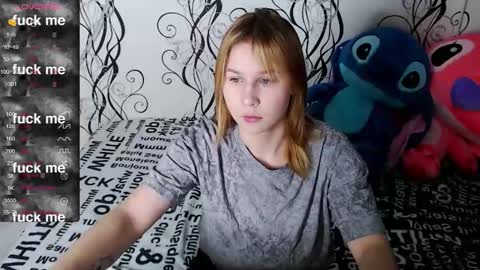 Snapshot of royangela chatting on October 2025 10:58:02 AM angela online show from October 2025 10:58:02 AM