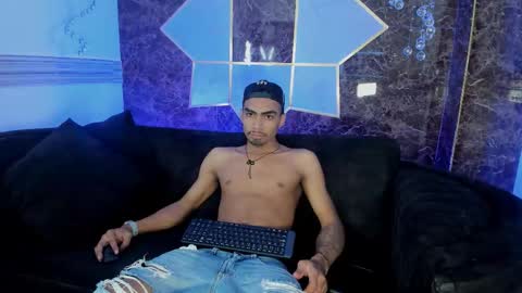 Snapshot of rpoolrboy chatting on February 2026 08:04:02 PM POOL online show from February 2026 08:04:02 PM