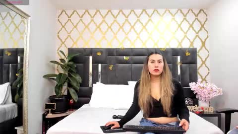 RubbyTaylor online show from October 2025 02:29:01 PM