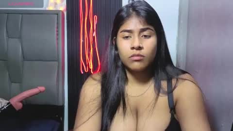 Snapshot of rubi_bigboobs chatting on May 2026 11:43:01 PM Rubi bigBoobs online show from May 2026 11:43:01 PM